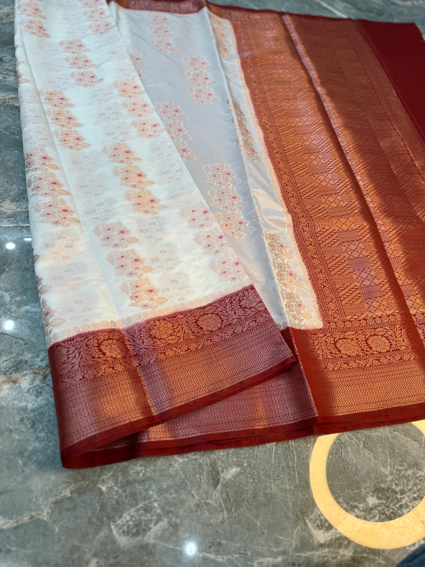 Banarasi Semi Katan Silk Saree - BSKSRD063