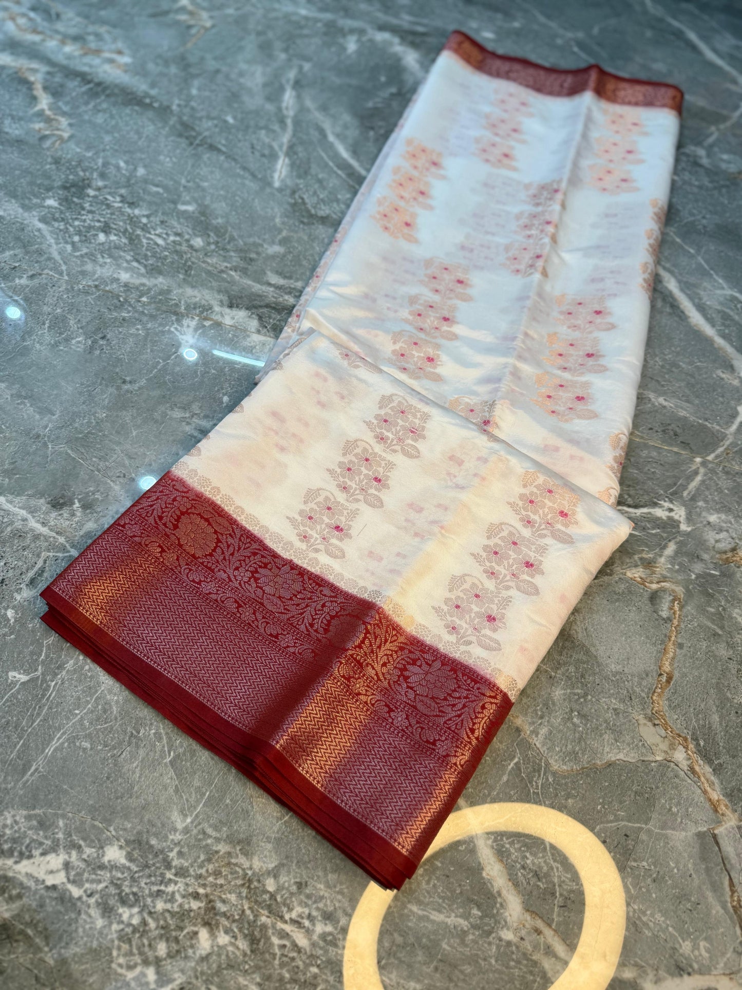 Banarasi Semi Katan Silk Saree - BSKSRD063