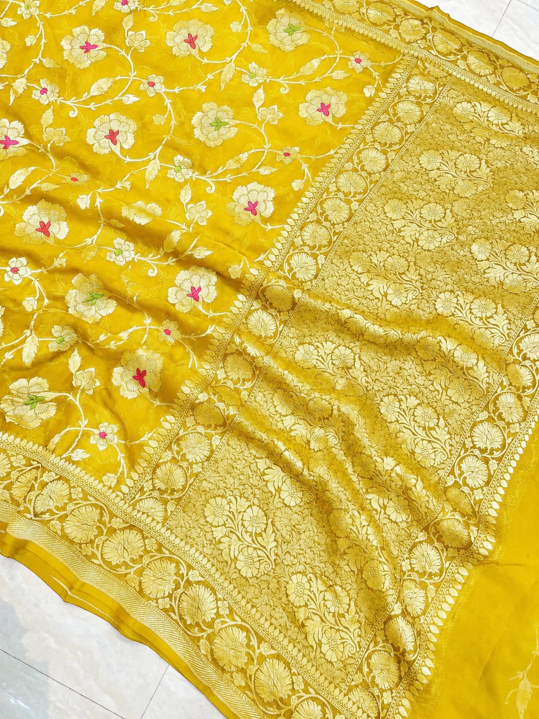 Banarasi Georgette Silk Saree with Silver Mina Jaal Weaving - BGSMJ060