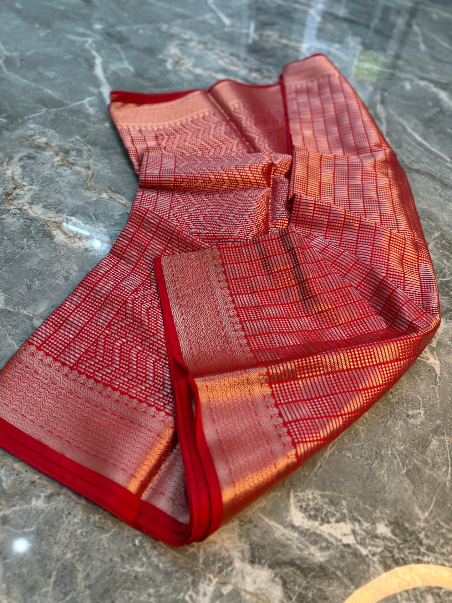 Banarasi Semi Katan Soft Silk Saree - BSKRDG018