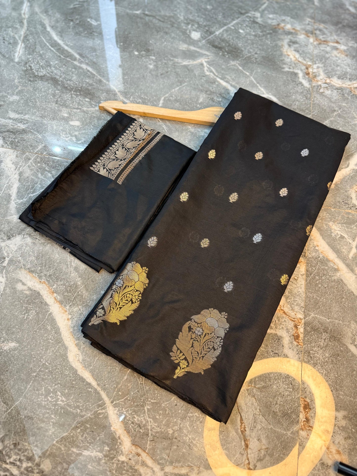 Banarasi Semi Katan Silk Saree with Sona Rupa Mina Buti - BSKSBK32