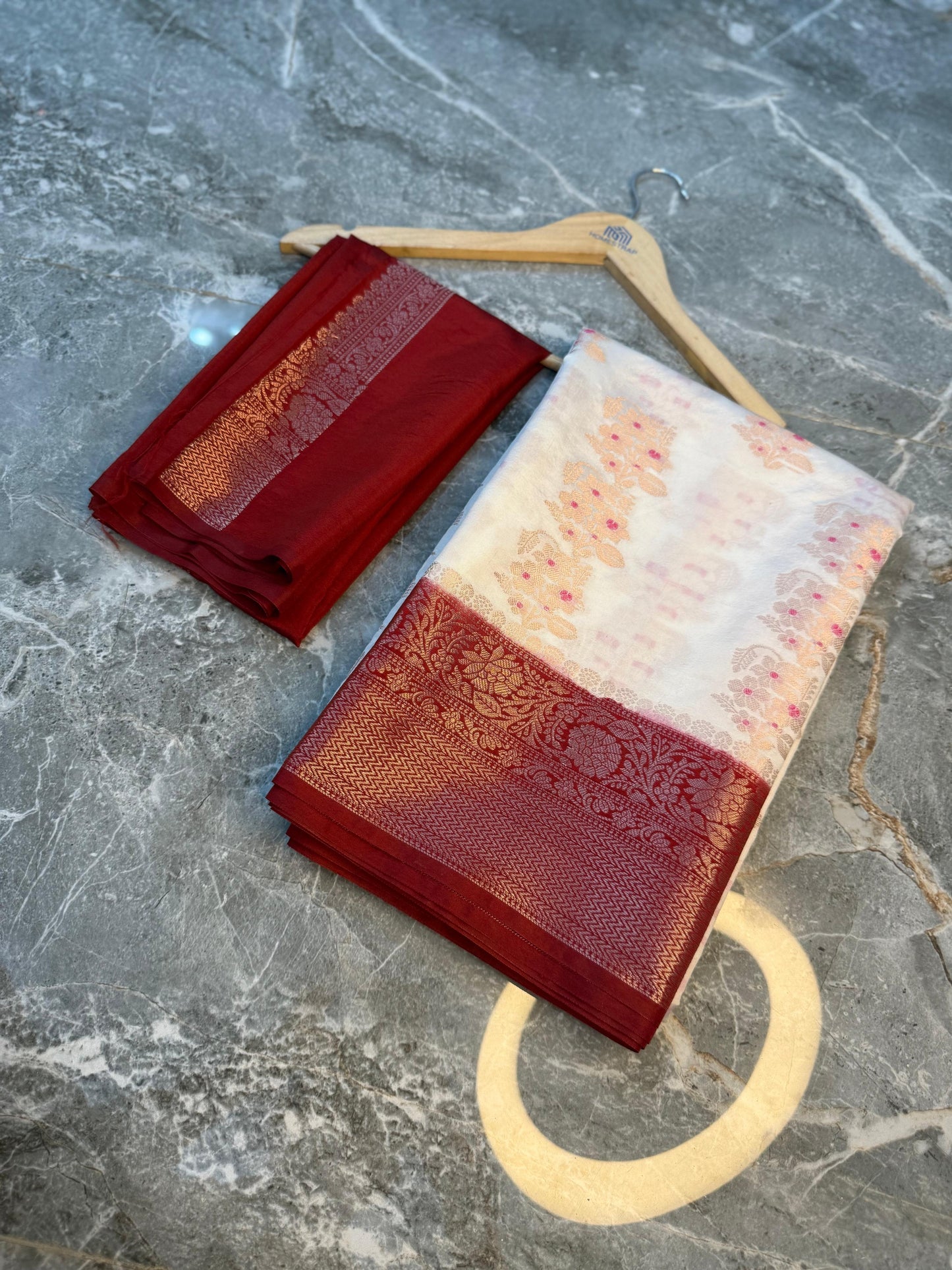 Banarasi Semi Katan Silk Saree - BSKSRD063