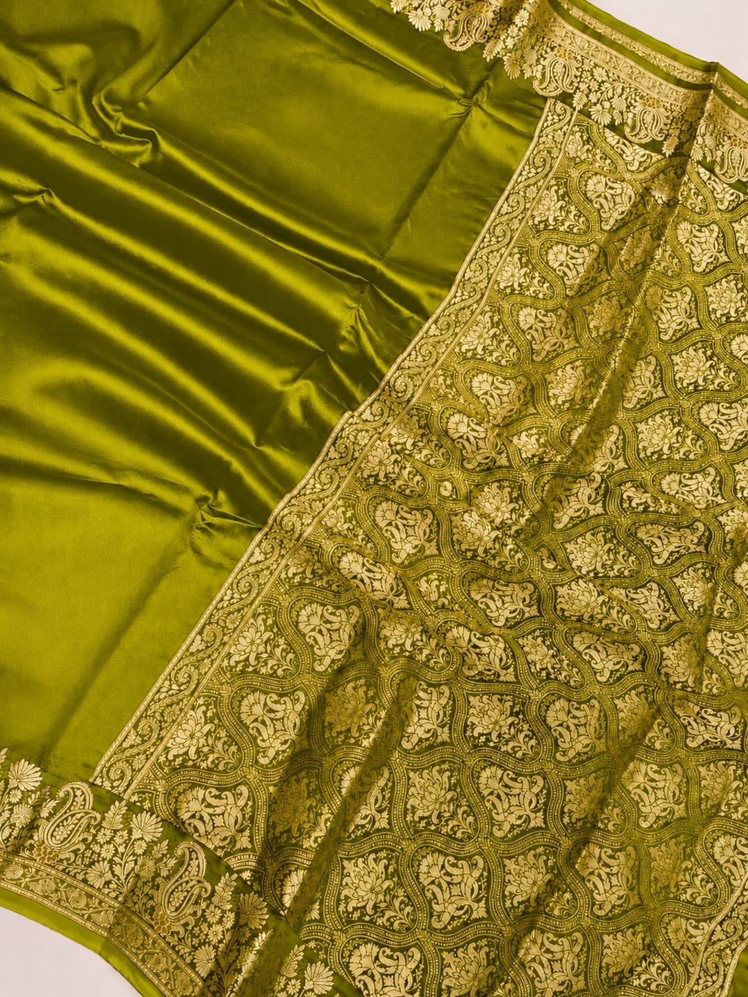 Banarasi Raw Mango Soft Silk Saree - BRMSLG041