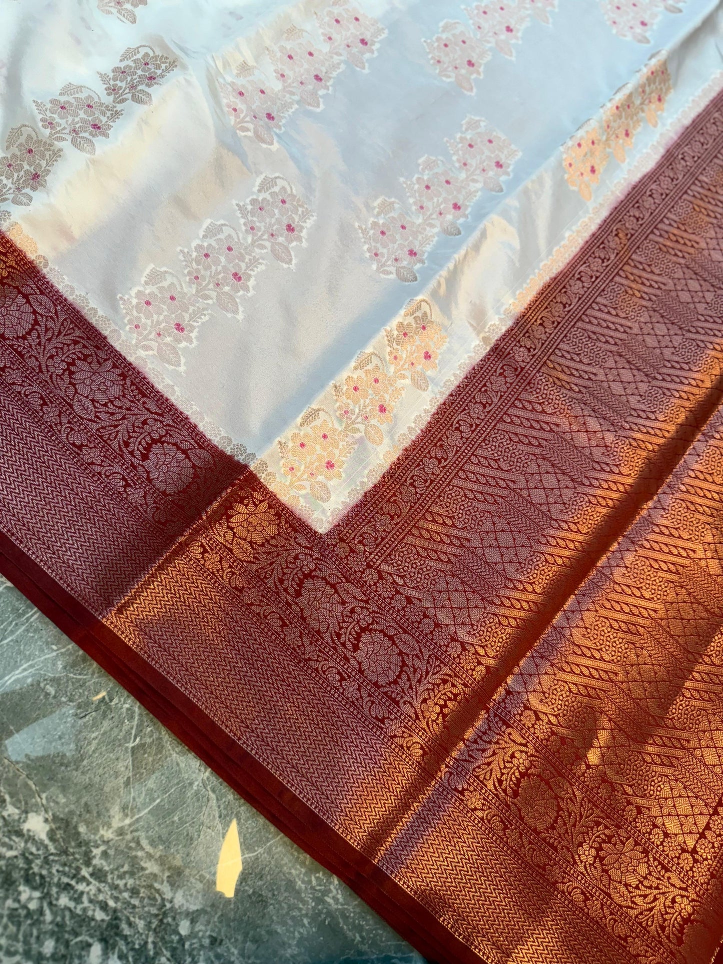 Banarasi Semi Katan Silk Saree - BSKSRD063