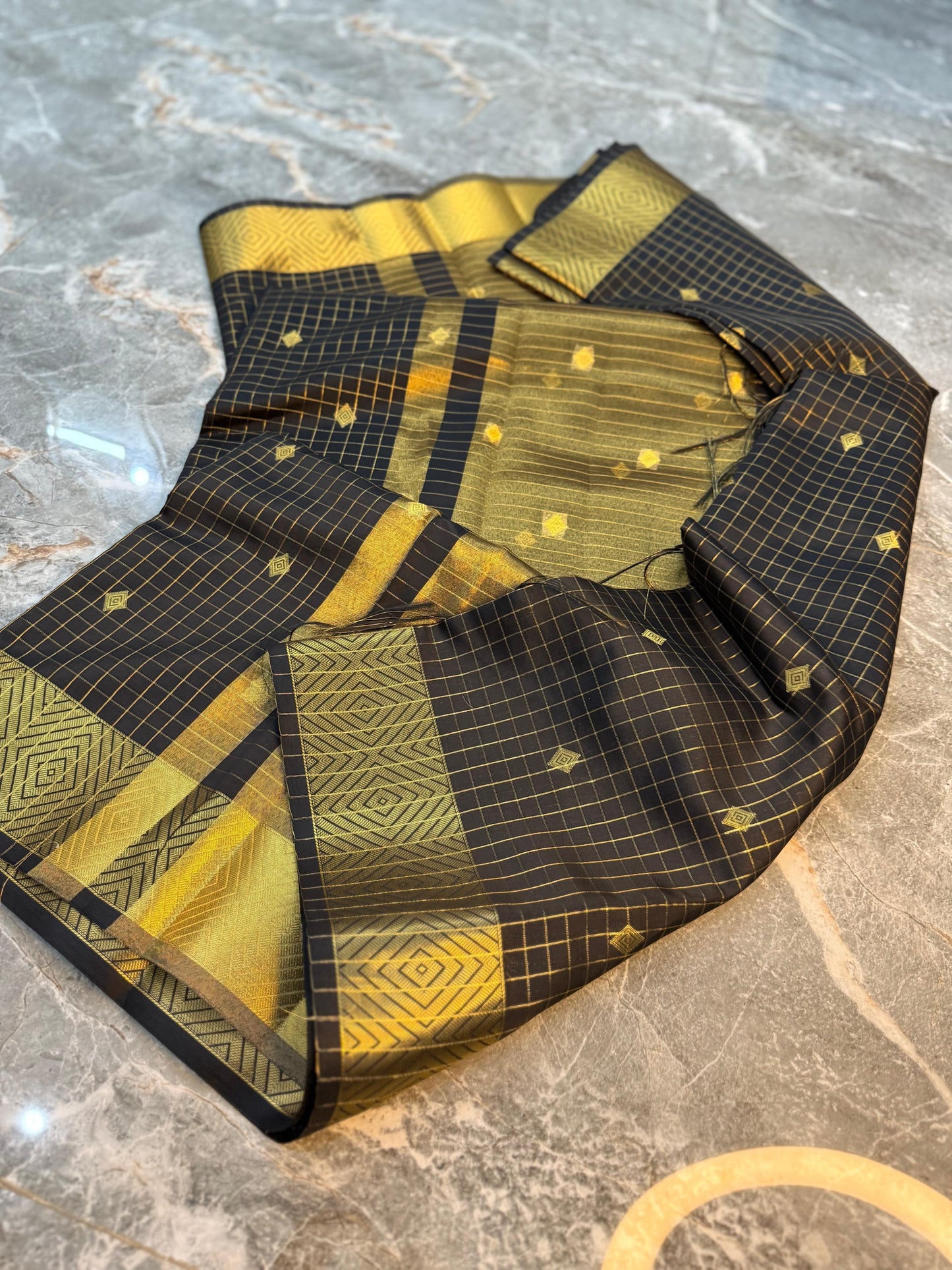 Banarasi Check Pattu Saree with Small Buti Design - BCPSBD062