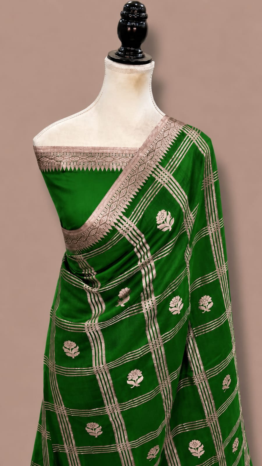 Banarasi Semi Katan Soft Silk Saree - BSKSCHDG067