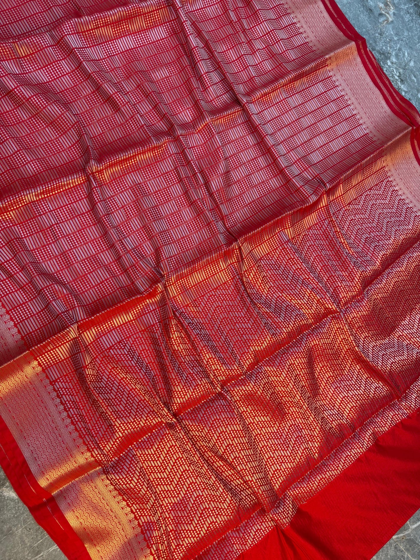 Banarasi Semi Katan Soft Silk Saree - BSKRDG018