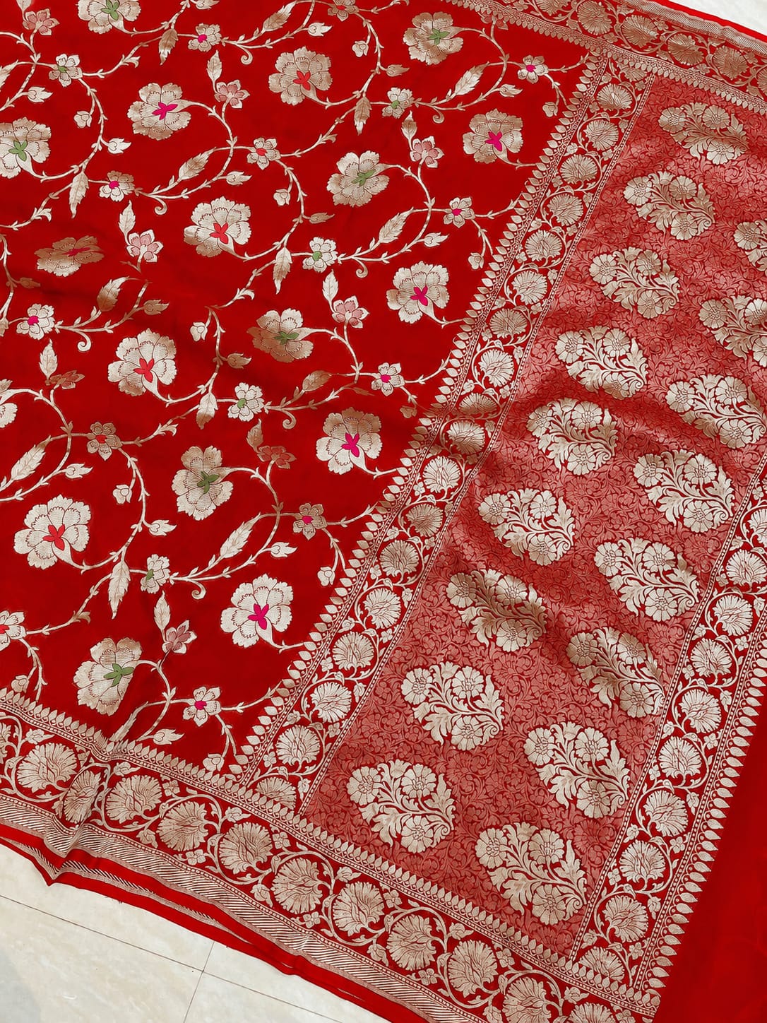 Banarasi Georgette Silk Saree with Silver Mina Jaal Weaving - BGSMJ054