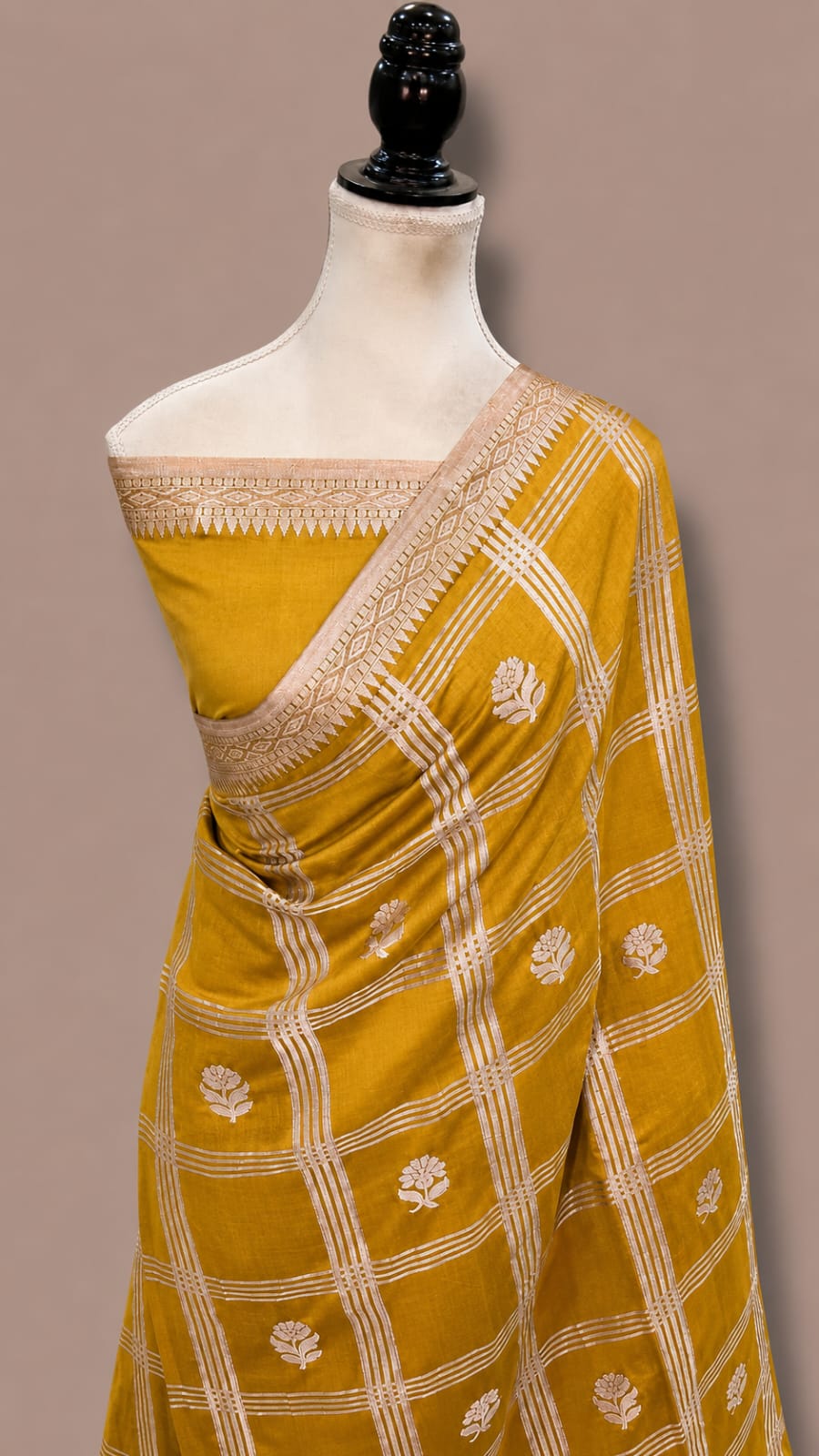 Banarasi Semi Katan Soft Silk Saree - BSKSCHY065