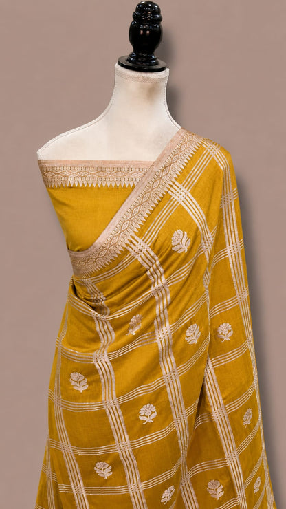 Banarasi Semi Katan Soft Silk Saree - BSKSCHY065