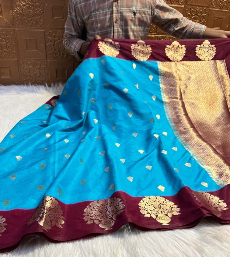 Semi Katan Silk Saree with Mint Contrast Border & Zari Buti Weaving - SKSSMCLB04