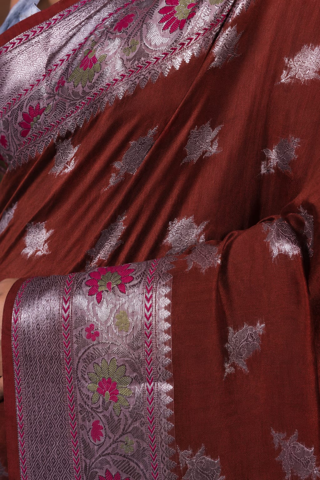 Banarasi Raw Mango Silk Saree with Mina Buta Design - BRMSMBB51
