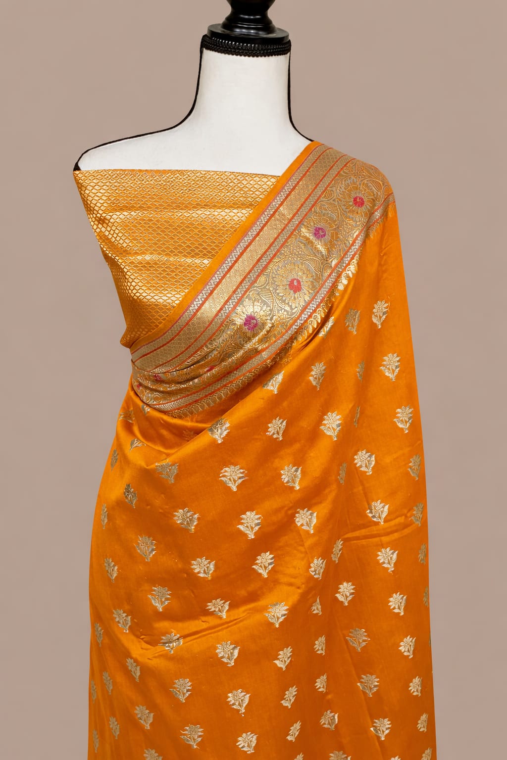 Banarasi Semi Katan Silk Saree - BSKOEG029