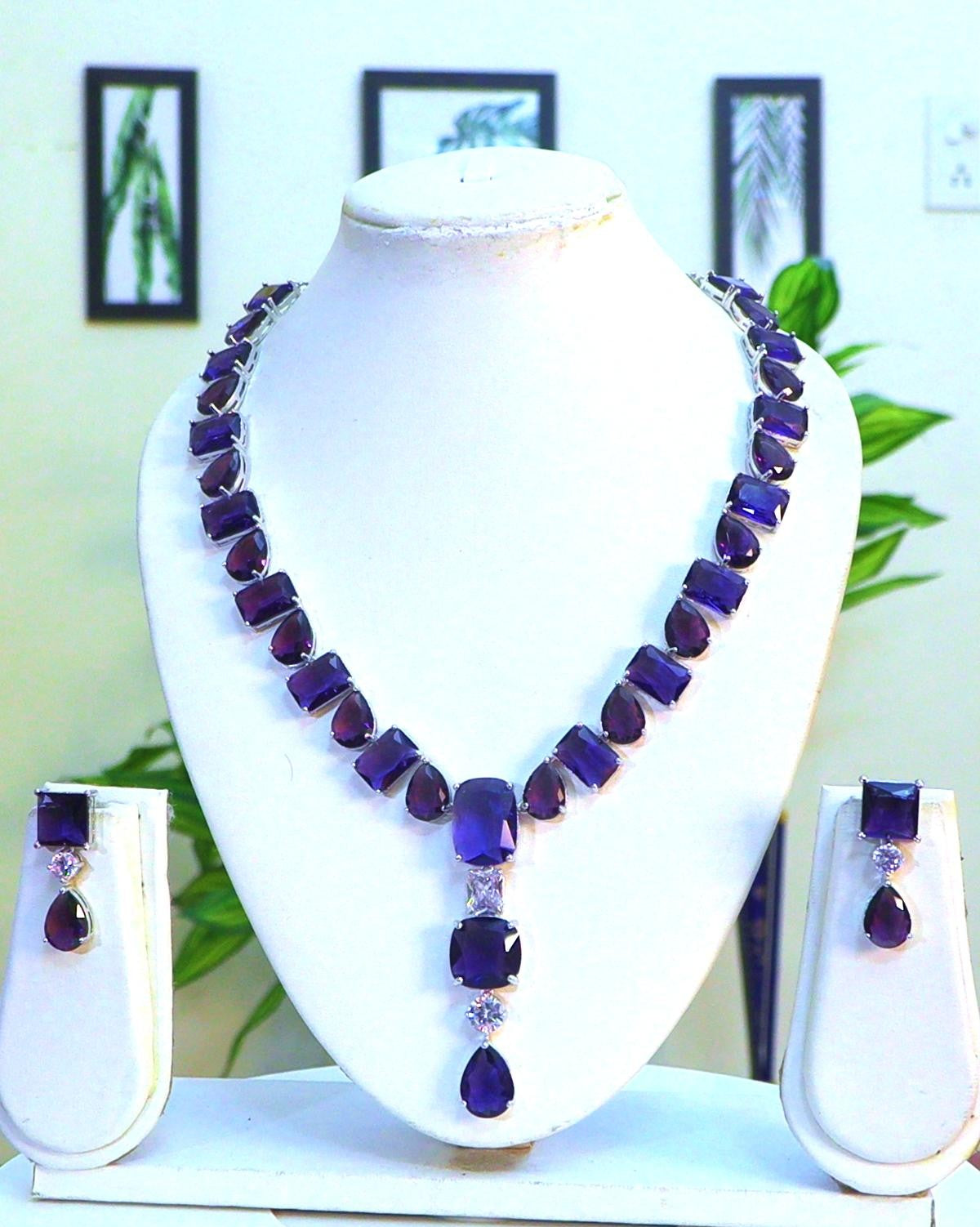 AAA Cubic Zirconia Pendant Set - Luxe Finish