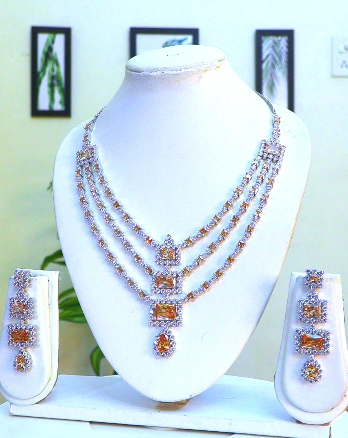 AAA Cubic Zirconia Pendant Set - Luxe Finish