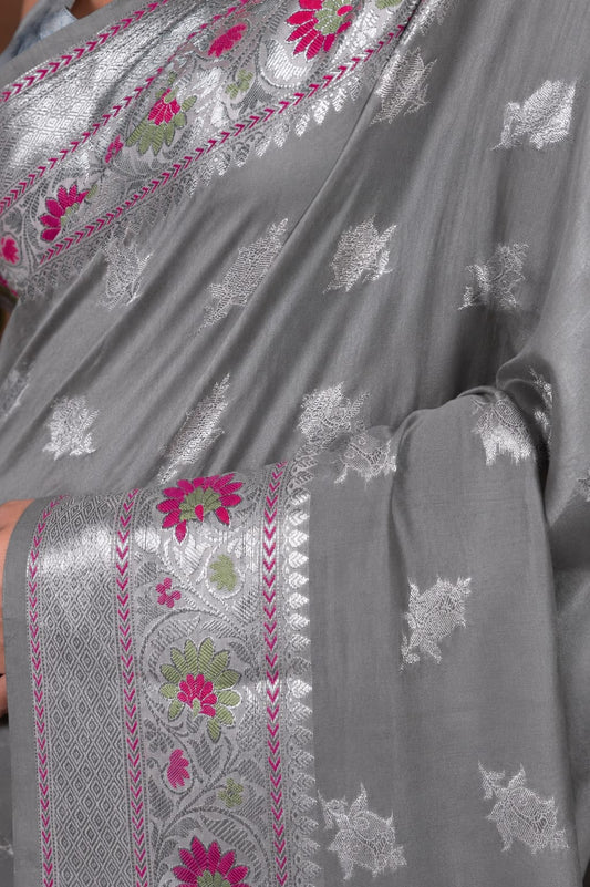 Banarasi Raw Mango Silk Saree with Mina Buta Design - BRMSMBGB53