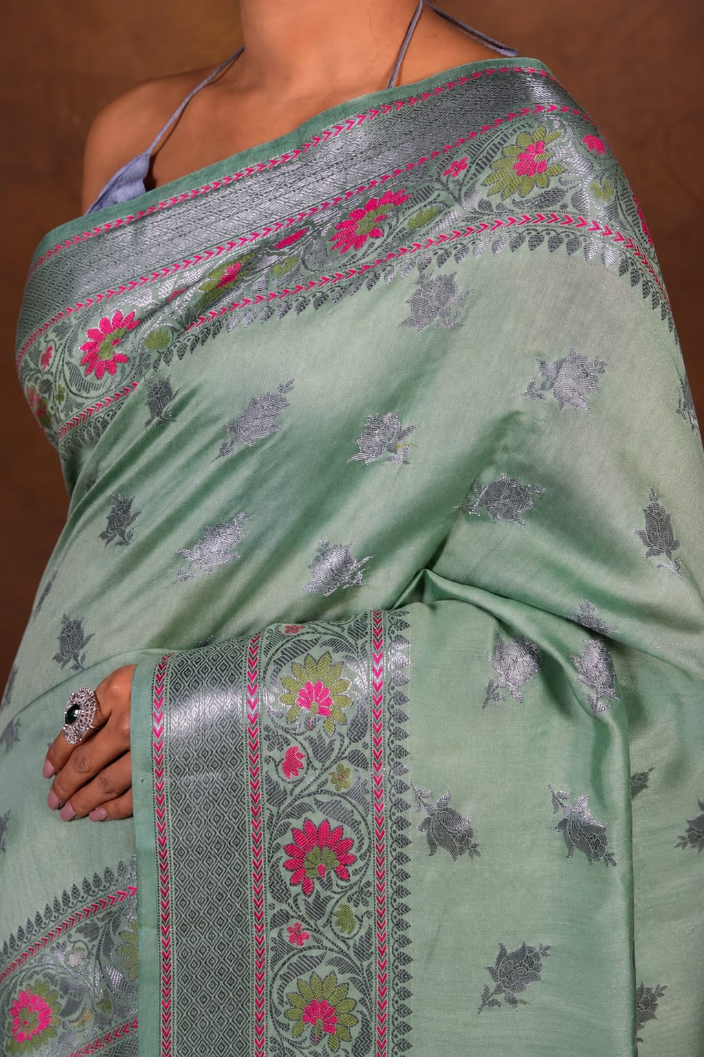 Banarasi Raw Mango Silk Saree with Mina Buta Design - BRMSMBGB53