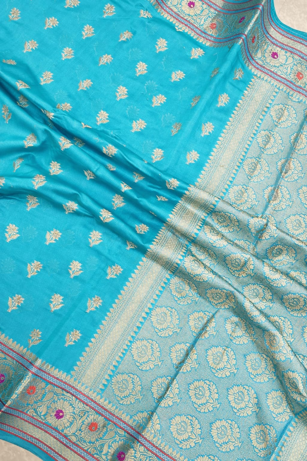 Banarasi Semi Katan Silk Saree - BSKLBG031