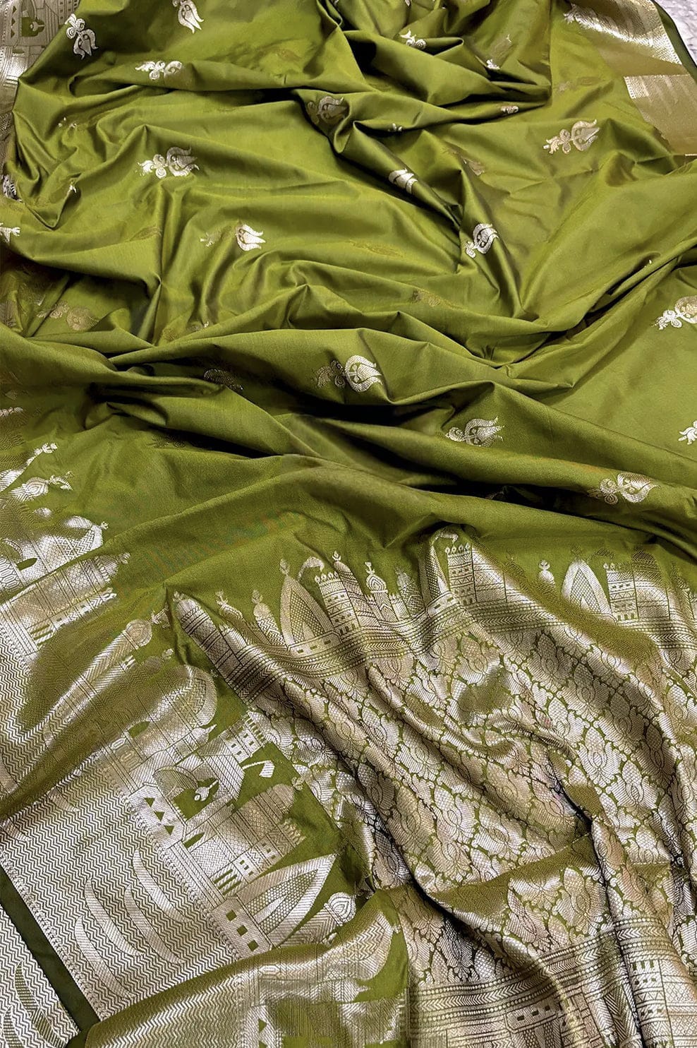 Banarasi Semi Katan Silk Saree – Ghat Border with Trishul Buti - BGBTBS052