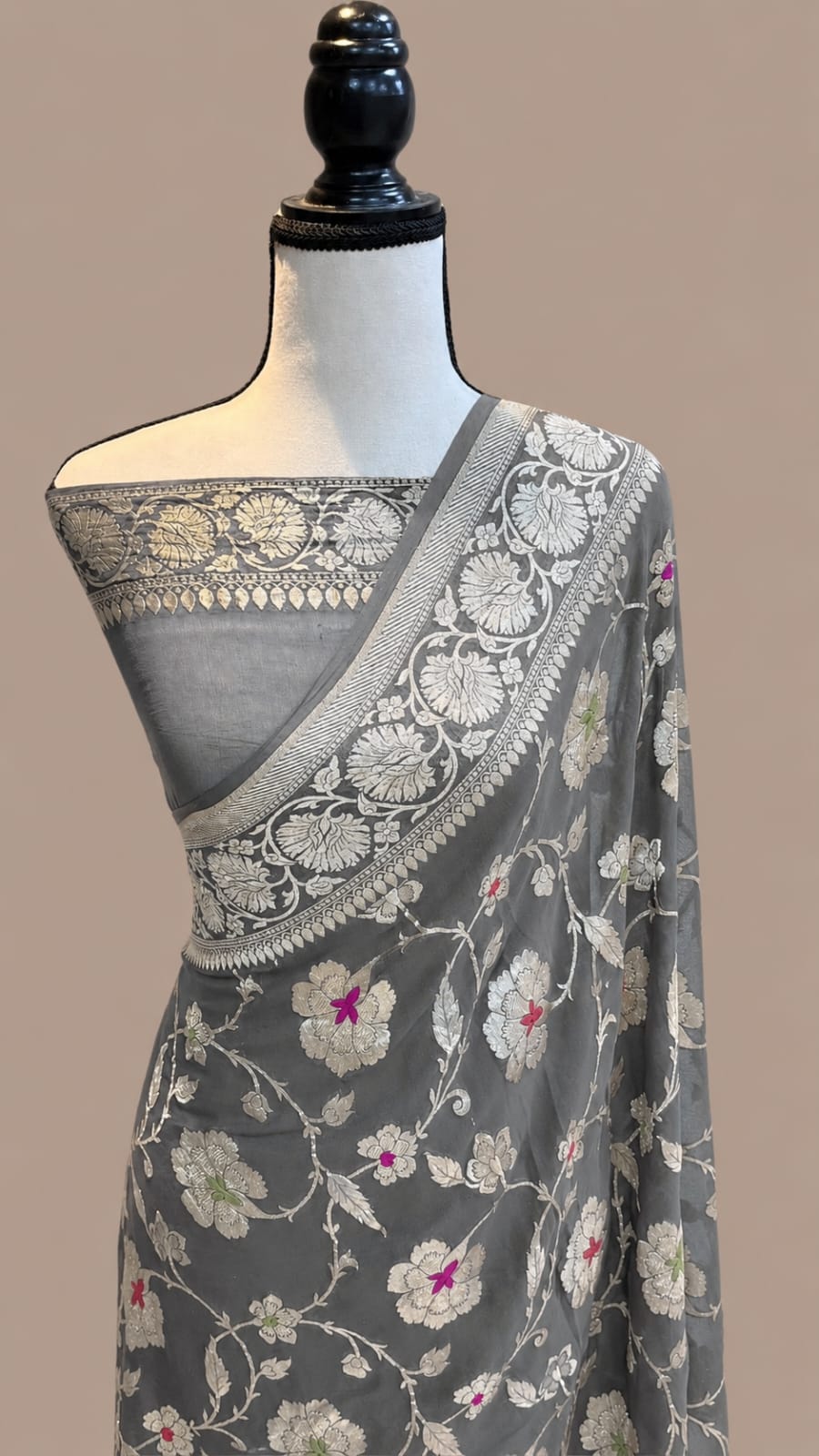 Banarasi Georgette Silk Saree with Silver Mina Jaal Weaving - BGSMJ059