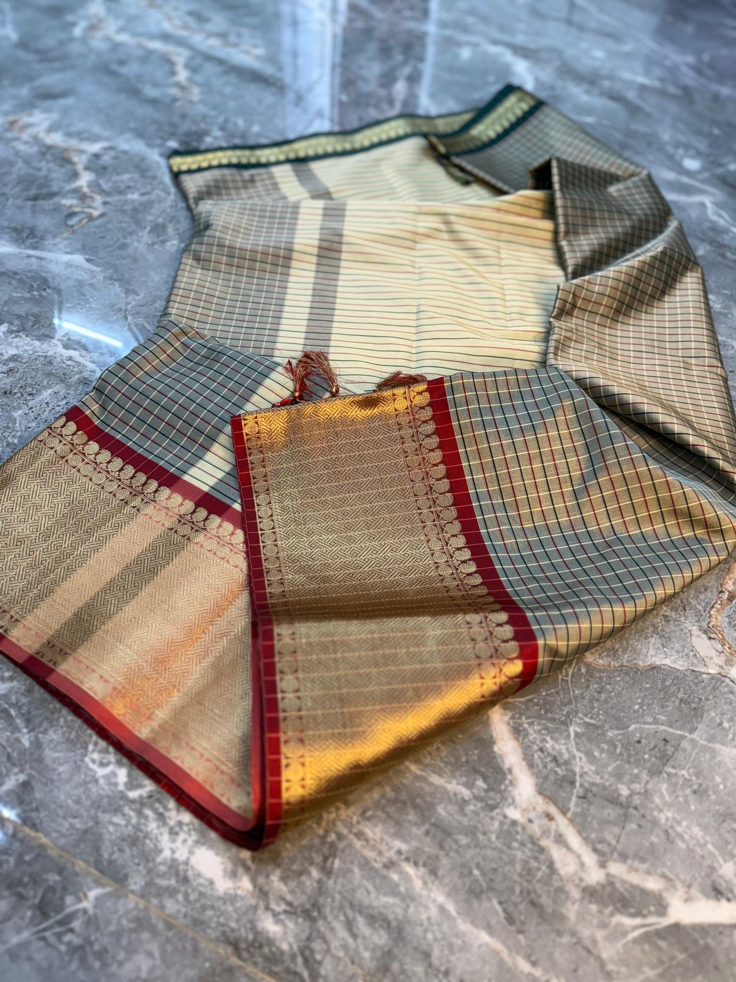 Royal Ganga Jamuna Banarasi Silk Saree - RGJBSS07
