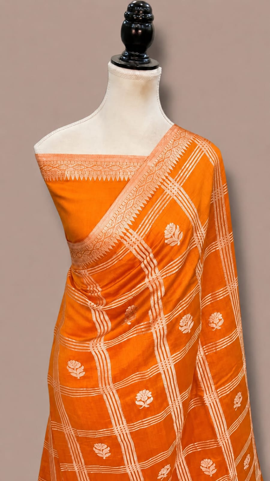 Banarasi Semi Katan Soft Silk Saree - BSKSCHO062