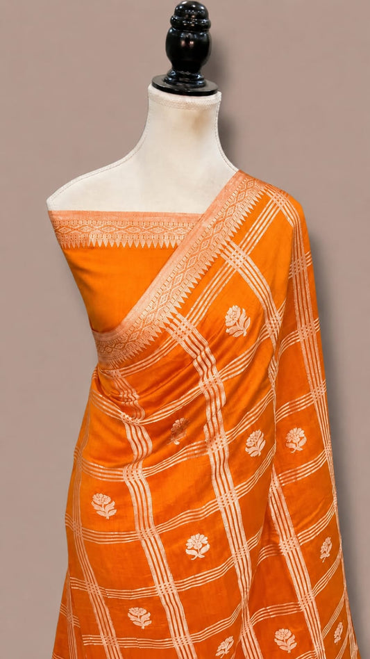 Banarasi Semi Katan Soft Silk Saree - BSKSCHO062