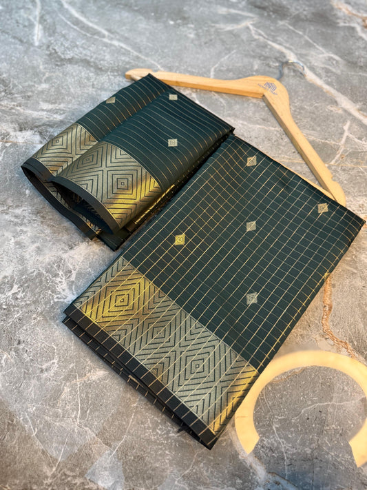 Banarasi Check Pattu Saree with Small Buti Design - BCPSBD062